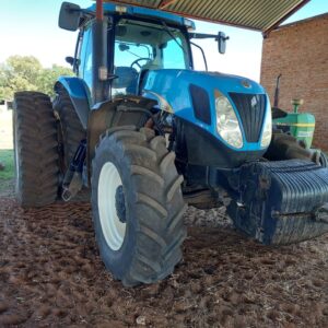 New Holland T7060